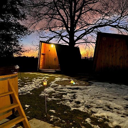 קמניק Glamping Health Resort מראה חיצוני תמונה
