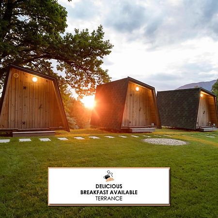 קמניק Glamping Health Resort מראה חיצוני תמונה